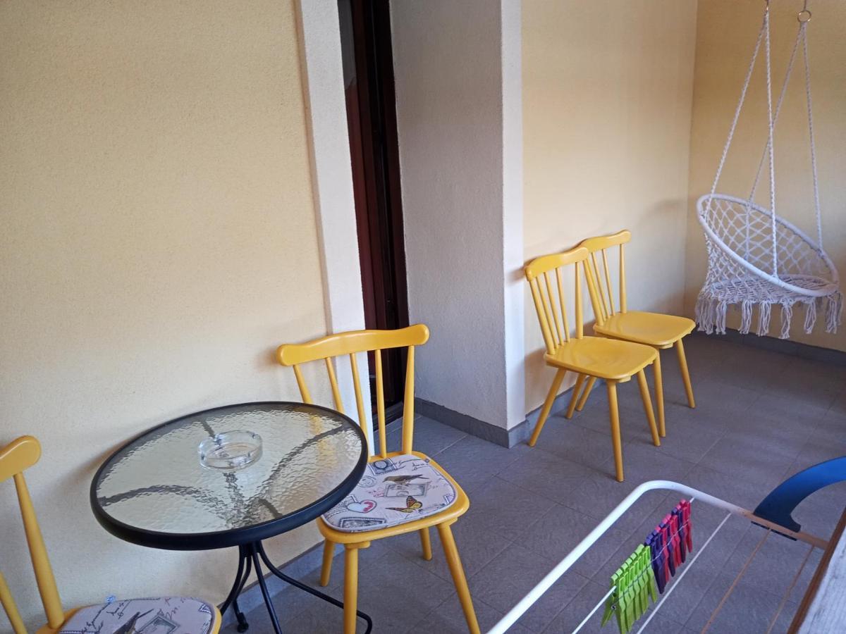 Apartments Cumar เชียร์คโน ภายนอก รูปภาพ